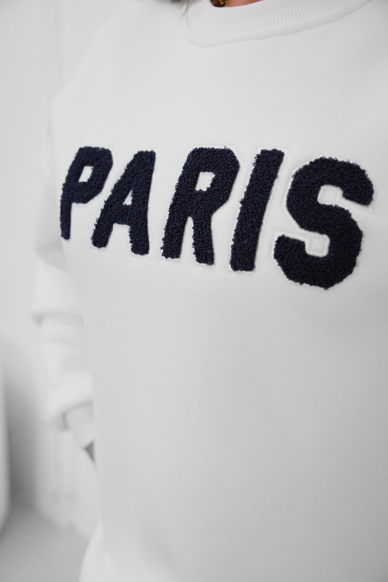 Paris Sweater Wit